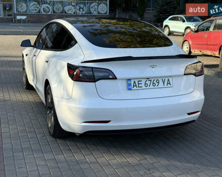 Білий Тесла Модель 3, об'ємом двигуна 0 л та пробігом 188 тис. км за 16500 $, фото 9 на Automoto.ua