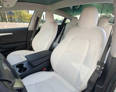 Тесла Модель 3 2021 у Одесі на Automoto.ua Білий Тесла Модель 3, об'ємом двигуна 0 л та пробігом 56 тис. км за 18989 $, фото 10 на Automoto.ua