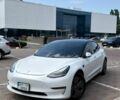Білий Тесла Модель 3, об'ємом двигуна 0 л та пробігом 63 тис. км за 18500 $, фото 2 на Automoto.ua