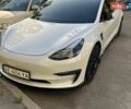 Білий Тесла Модель 3, об'ємом двигуна 0 л та пробігом 96 тис. км за 18500 $, фото 2 на Automoto.ua