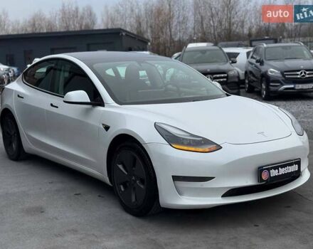 Білий Тесла Модель 3, об'ємом двигуна 0 л та пробігом 185 тис. км за 13900 $, фото 6 на Automoto.ua