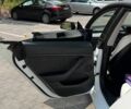 Білий Тесла Модель 3, об'ємом двигуна 0 л та пробігом 86 тис. км за 25000 $, фото 28 на Automoto.ua