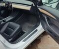 Белый Тесла Модель 3, объемом двигателя 0 л и пробегом 59 тыс. км за 17500 $, фото 6 на Automoto.ua