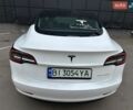 Білий Тесла Модель 3, об'ємом двигуна 0 л та пробігом 49 тис. км за 21900 $, фото 4 на Automoto.ua