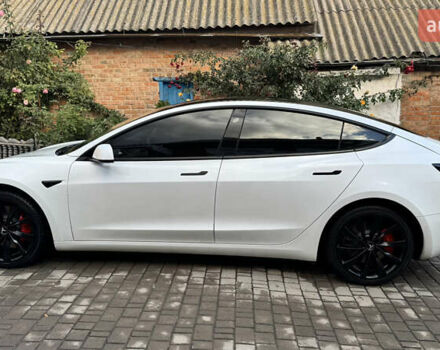 Белый Тесла Модель 3, объемом двигателя 0 л и пробегом 90 тыс. км за 23000 $, фото 22 на Automoto.ua