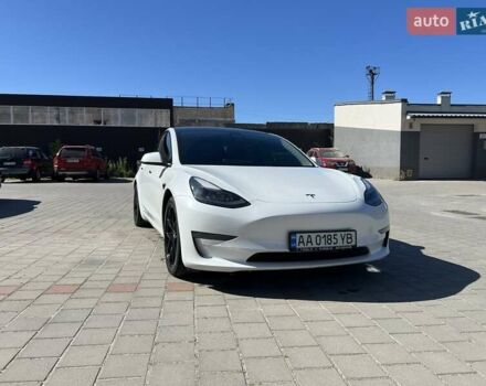 Білий Тесла Модель 3, об'ємом двигуна 0 л та пробігом 68 тис. км за 25500 $, фото 28 на Automoto.ua