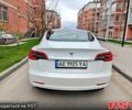 Белый Тесла Модель 3, объемом двигателя 0.33 л и пробегом 29 тыс. км за 21550 $, фото 4 на Automoto.ua