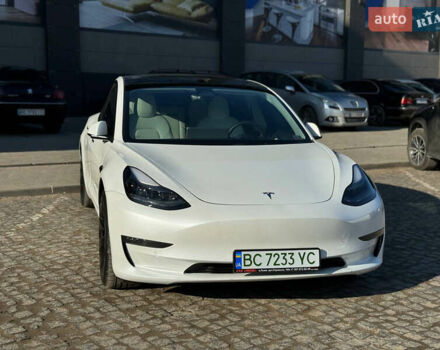 Белый Тесла Модель 3, объемом двигателя 0 л и пробегом 51 тыс. км за 24300 $, фото 8 на Automoto.ua