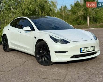 Белый Тесла Модель 3, объемом двигателя 0 л и пробегом 67 тыс. км за 22000 $, фото 10 на Automoto.ua