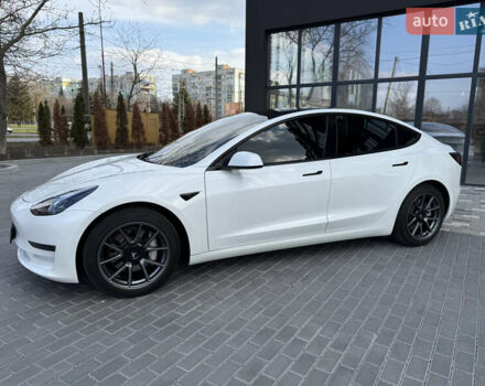 Белый Тесла Модель 3, объемом двигателя 0 л и пробегом 37 тыс. км за 19999 $, фото 15 на Automoto.ua