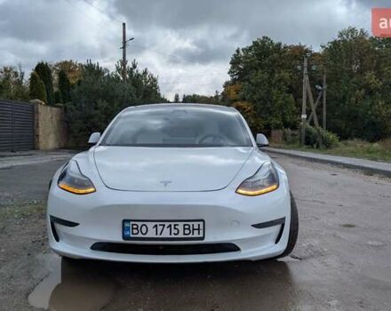 Белый Тесла Модель 3, объемом двигателя 0 л и пробегом 59 тыс. км за 22499 $, фото 1 на Automoto.ua