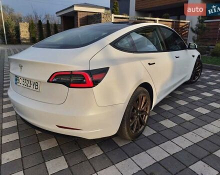 Белый Тесла Модель 3, объемом двигателя 0 л и пробегом 105 тыс. км за 16950 $, фото 24 на Automoto.ua