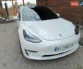 Білий Тесла Модель 3, об'ємом двигуна 0 л та пробігом 70 тис. км за 18400 $, фото 1 на Automoto.ua