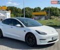 Білий Тесла Модель 3, об'ємом двигуна 0 л та пробігом 118 тис. км за 24900 $, фото 2 на Automoto.ua