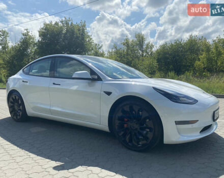Белый Тесла Модель 3, объемом двигателя 0 л и пробегом 71 тыс. км за 22900 $, фото 15 на Automoto.ua