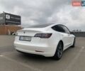 Білий Тесла Модель 3, об'ємом двигуна 0 л та пробігом 65 тис. км за 20490 $, фото 3 на Automoto.ua
