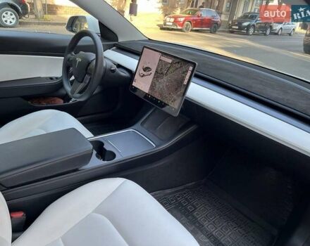 Белый Тесла Модель 3, объемом двигателя 0 л и пробегом 60 тыс. км за 19900 $, фото 8 на Automoto.ua