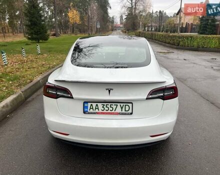 Білий Тесла Модель 3, об'ємом двигуна 0 л та пробігом 154 тис. км за 13999 $, фото 7 на Automoto.ua
