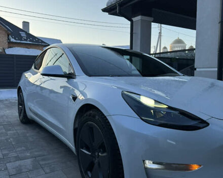 Белый Тесла Модель 3, объемом двигателя 0 л и пробегом 53 тыс. км за 21500 $, фото 1 на Automoto.ua
