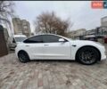 Белый Тесла Модель 3, объемом двигателя 0 л и пробегом 87 тыс. км за 17550 $, фото 4 на Automoto.ua