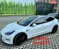 Білий Тесла Модель 3, об'ємом двигуна 0 л та пробігом 54 тис. км за 31200 $, фото 1 на Automoto.ua