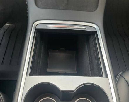 Тесла Модель 3 2021 в Днепре (Днепропетровске) на Automoto.ua Белый Тесла Модель 3, объемом двигателя 0 л и пробегом 131 тыс. км за 21500 $, фото 20 на Automoto.ua