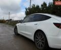 Белый Тесла Модель 3, объемом двигателя 0 л и пробегом 59 тыс. км за 22499 $, фото 20 на Automoto.ua