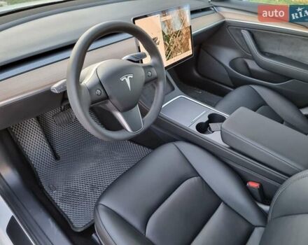 Тесла Модель 3 2021 в Кропивницком (Кировограде) на Automoto.ua Белый Тесла Модель 3, объемом двигателя 0 л и пробегом 20 тыс. км за 29500 $, фото 32 на Automoto.ua
