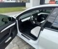 Белый Тесла Модель 3, объемом двигателя 0 л и пробегом 90 тыс. км за 18500 $, фото 11 на Automoto.ua