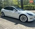 Білий Тесла Модель 3, об'ємом двигуна 0 л та пробігом 94 тис. км за 17900 $, фото 2 на Automoto.ua
