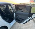 Білий Тесла Модель 3, об'ємом двигуна 0 л та пробігом 180 тис. км за 18800 $, фото 23 на Automoto.ua