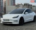 Білий Тесла Модель 3, об'ємом двигуна 0 л та пробігом 89 тис. км за 17800 $, фото 2 на Automoto.ua