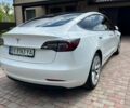 Білий Тесла Модель 3, об'ємом двигуна 0 л та пробігом 56 тис. км за 18000 $, фото 6 на Automoto.ua