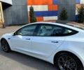 Белый Тесла Модель 3, объемом двигателя 0 л и пробегом 85 тыс. км за 20600 $, фото 12 на Automoto.ua
