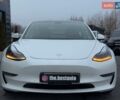 Білий Тесла Модель 3, об'ємом двигуна 0 л та пробігом 185 тис. км за 13900 $, фото 17 на Automoto.ua
