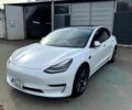 Белый Тесла Модель 3, объемом двигателя 82 л и пробегом 120 тыс. км за 21000 $, фото 1 на Automoto.ua