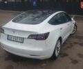 Белый Тесла Модель 3, объемом двигателя 0 л и пробегом 79 тыс. км за 21000 $, фото 3 на Automoto.ua