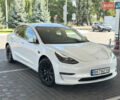 Тесла Модель 3 2021 у Одесі на Automoto.ua Білий Тесла Модель 3, об'ємом двигуна 0 л та пробігом 98 тис. км за 17800 $, фото 3 на Automoto.ua