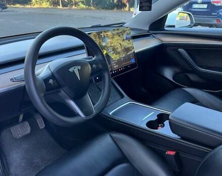 Белый Тесла Модель 3, объемом двигателя 0 л и пробегом 90 тыс. км за 18000 $, фото 1 на Automoto.ua