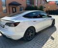 Белый Тесла Модель 3, объемом двигателя 0 л и пробегом 112 тыс. км за 17800 $, фото 7 на Automoto.ua