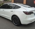 Белый Тесла Модель 3, объемом двигателя 0 л и пробегом 84 тыс. км за 26900 $, фото 2 на Automoto.ua