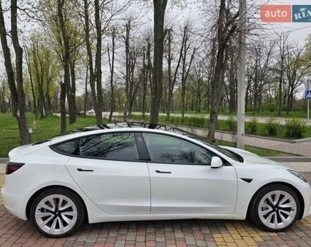 Белый Тесла Модель 3, объемом двигателя 0 л и пробегом 25 тыс. км за 29000 $, фото 10 на Automoto.ua