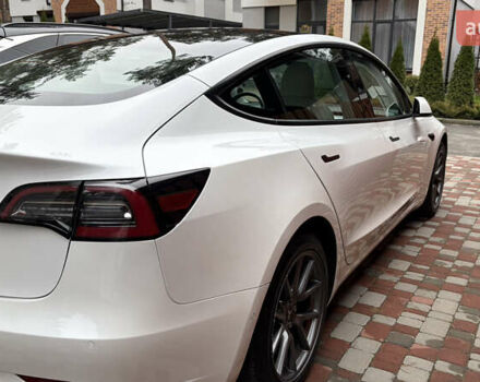 Білий Тесла Модель 3, об'ємом двигуна 0 л та пробігом 81 тис. км за 22000 $, фото 4 на Automoto.ua
