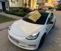 Білий Тесла Модель 3, об'ємом двигуна 0 л та пробігом 75 тис. км за 20500 $, фото 6 на Automoto.ua