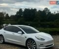 Білий Тесла Модель 3, об'ємом двигуна 0 л та пробігом 91 тис. км за 21500 $, фото 1 на Automoto.ua