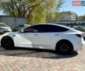 Белый Тесла Модель 3, объемом двигателя 0 л и пробегом 65 тыс. км за 18800 $, фото 11 на Automoto.ua