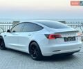 Белый Тесла Модель 3, объемом двигателя 0 л и пробегом 57 тыс. км за 22900 $, фото 3 на Automoto.ua