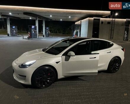 Білий Тесла Модель 3, об'ємом двигуна 0 л та пробігом 79 тис. км за 22400 $, фото 1 на Automoto.ua