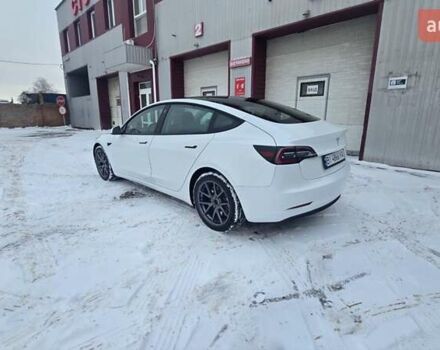 Белый Тесла Модель 3, объемом двигателя 0 л и пробегом 64 тыс. км за 22500 $, фото 5 на Automoto.ua