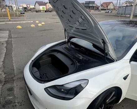 Білий Тесла Модель 3, об'ємом двигуна 0 л та пробігом 29 тис. км за 23000 $, фото 2 на Automoto.ua